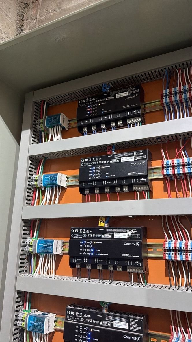 Trabajo eléctrico RYR
